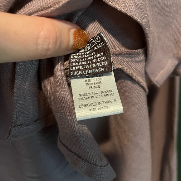 Antik Batik purple tunic with beaded details. - Picture 4 of 6